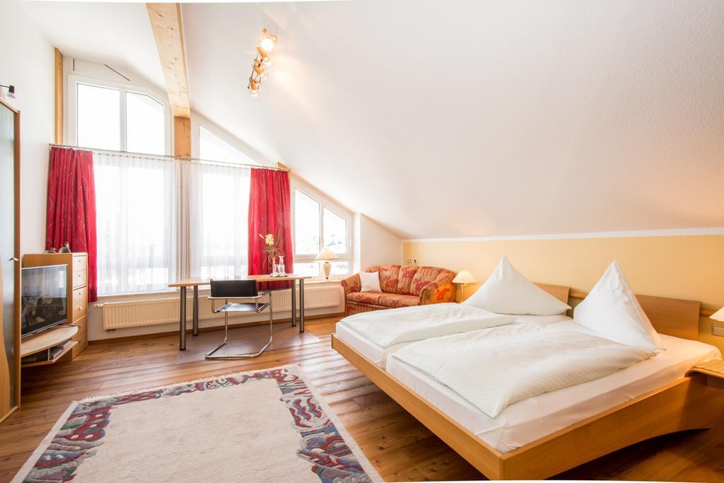 Hotel St. Martin Marktoberdorf Værelse billede